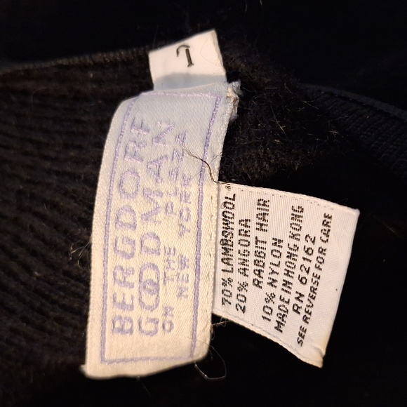 Bergdorf Goodman Vintage Sweater   sz L - Picture 5 of 5